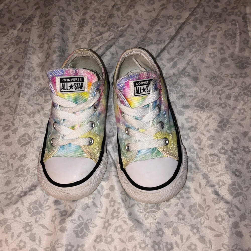 Tye died toddler converse